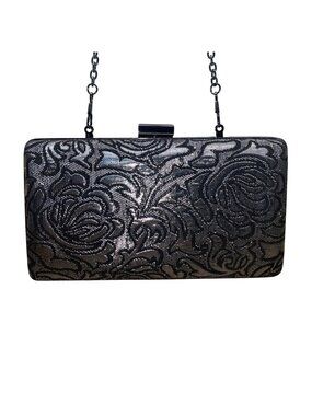 Jessica McClintock Women’s Black Rose Embossed With Chain Strap Evening Clutch P